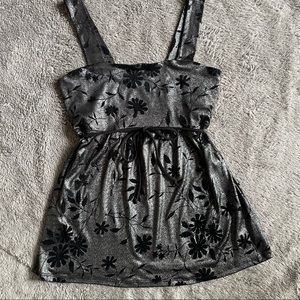 SUZY SHIER: Metallic Silver Tank Top